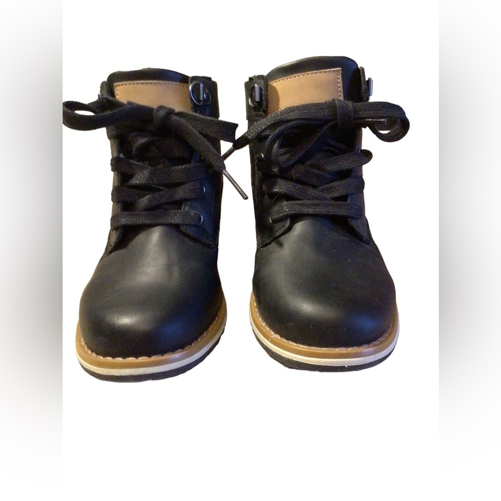 Girls Cat and Jack Black Boots Size 13 Youth